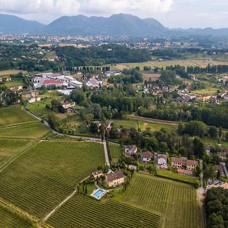 Apartman In Fattoria Sardi Wine