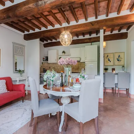 Apartment Ground-floor With Shared Pool
