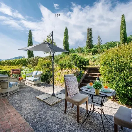 Apartment Ground-floor With Shared Pool Cappella