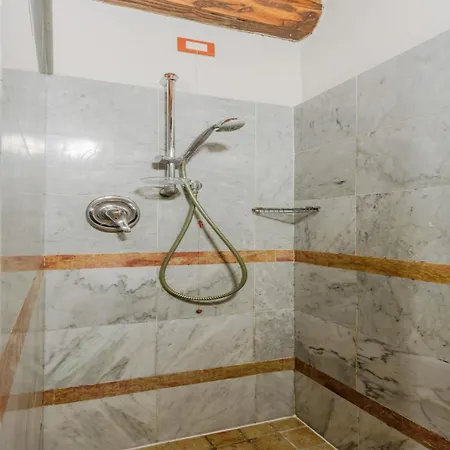 Ground-floor With Shared Pool Apartment