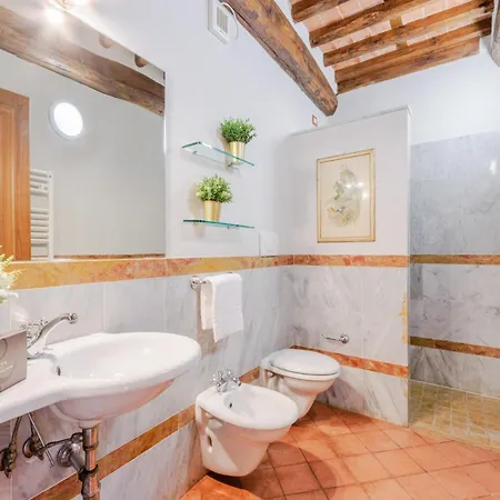 Ground-floor With Shared Pool Cappella